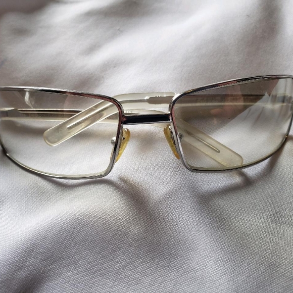 Authentic D&G sunglasses - Picture 1 of 7